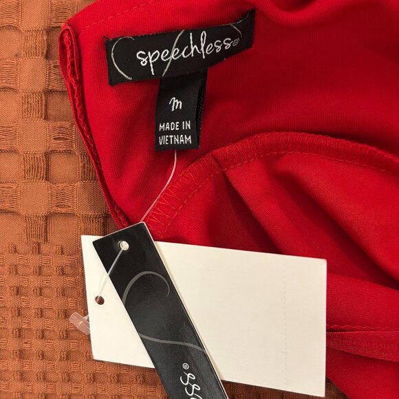 NWT Speechless Lace Back Jumpsuit, Red, Size Medium - Picture 6 of 7